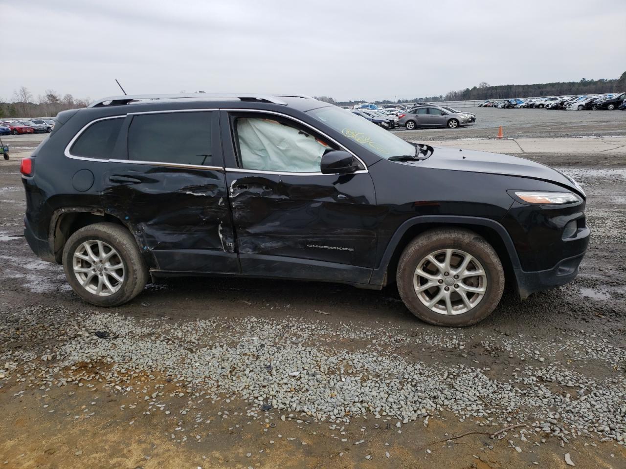 Photo 9 from auction – 2015 JEEP CHEROKEE L with VIN 1C4PJLCS9FW707405