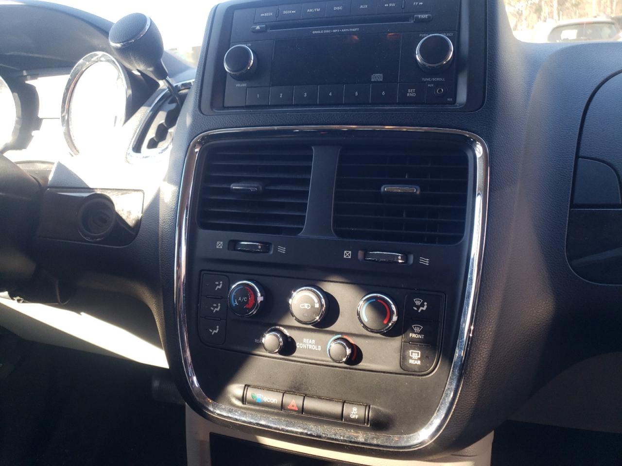Photo 9 from auction – 2016 DODGE GRAND CARA with VIN 2C4RDGBG4GR171347