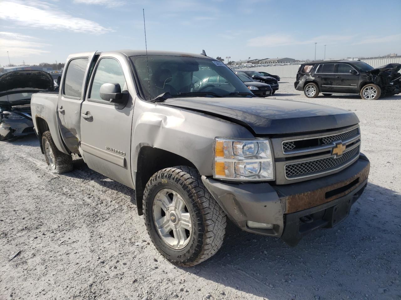 CHEVROLET SILVERADO 2013 with VIN 3GCPKTE78DG261491 - Photo from auction