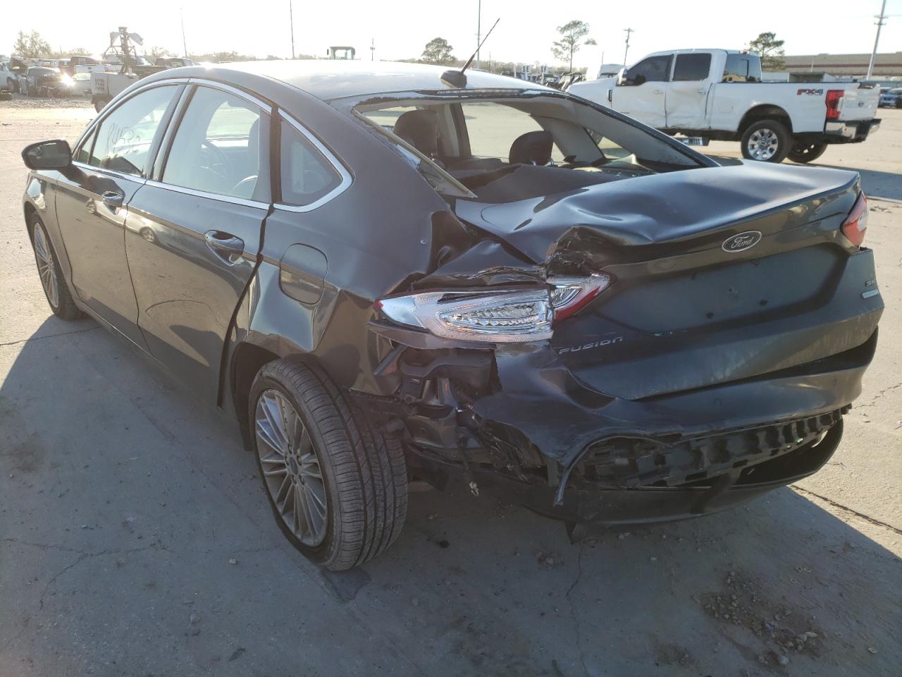 Photo 3 from auction – 2016 FORD FUSION SE with VIN 3FA6P0HD1GR324023