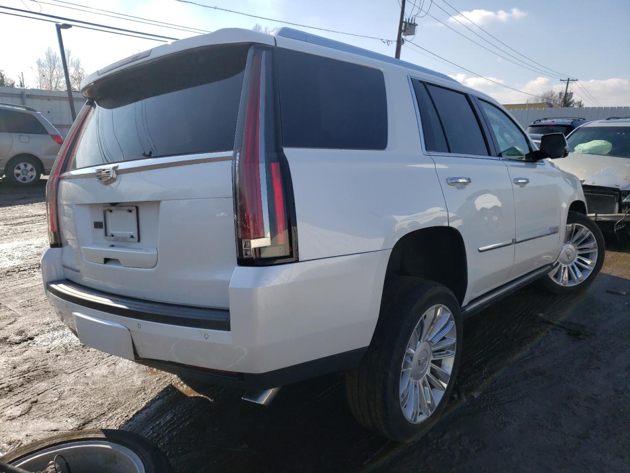 Photo 4 from auction – 2016 CADILLAC ESCALADE P with VIN 1GYS4DKJXGR328181