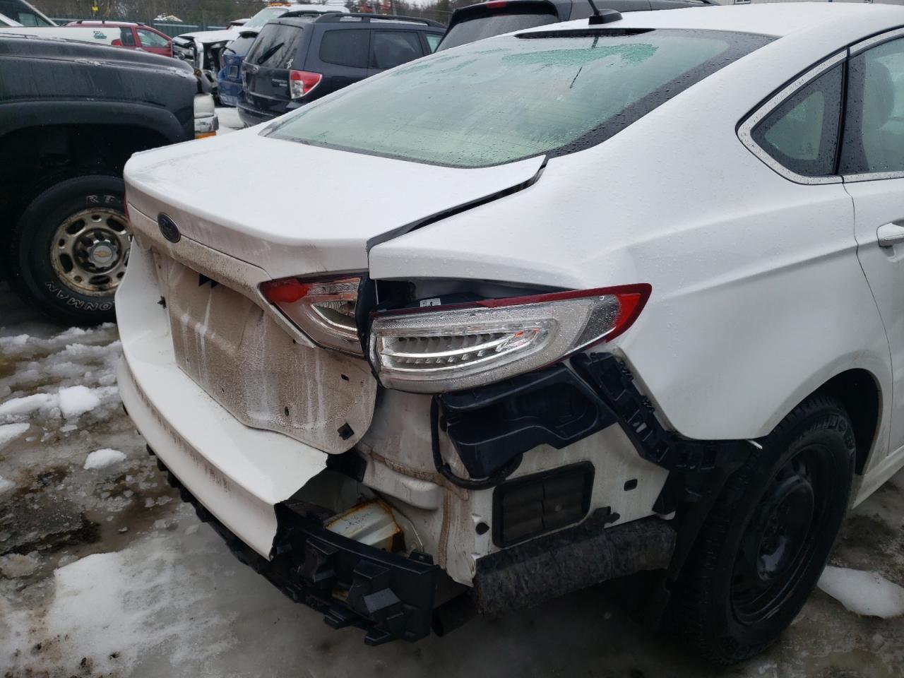 Photo 9 from auction – 2015 FORD FUSION SE with VIN 3FA6P0T93FR172604