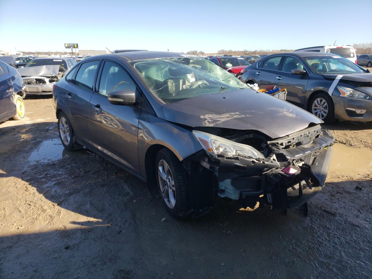 FORD FOCUS SE 2014 with VIN 1FADP3F27EL157284 - Photo from auction