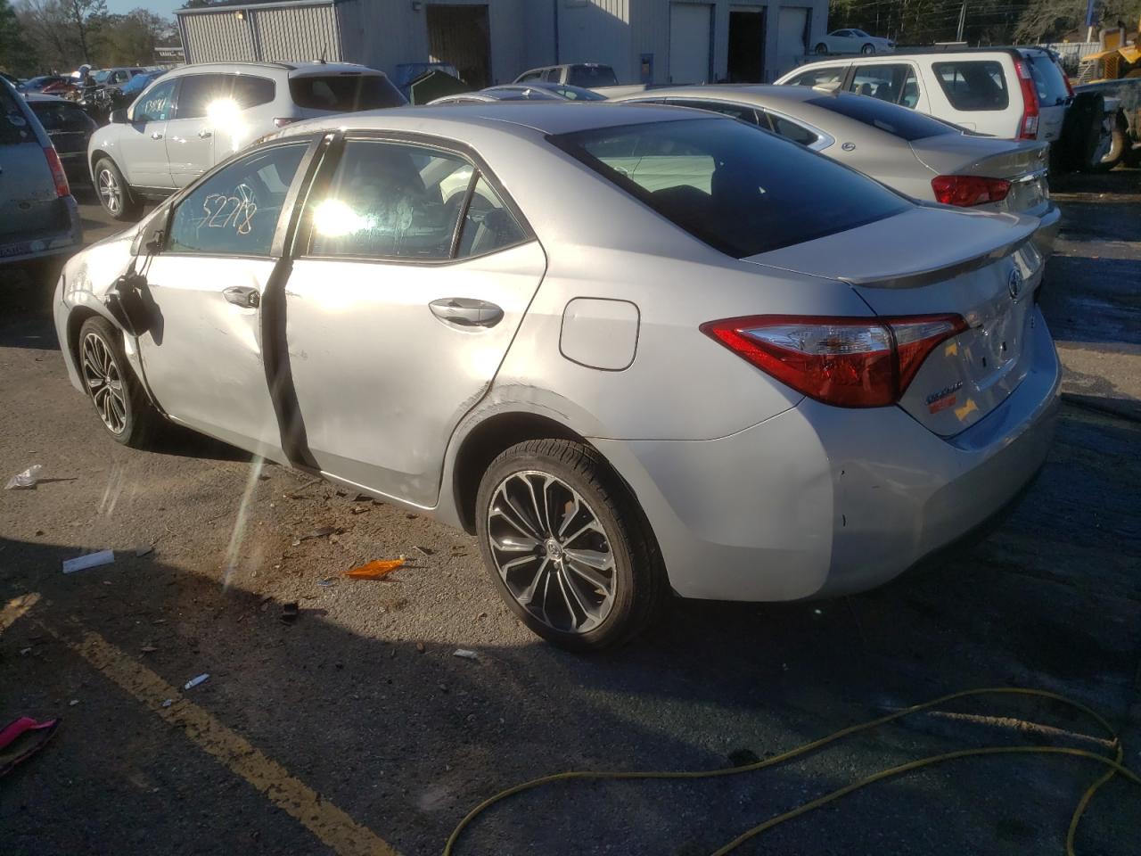 Photo 3 from auction – 2015 TOYOTA COROLLA L with VIN 2T1BURHEXFC368329
