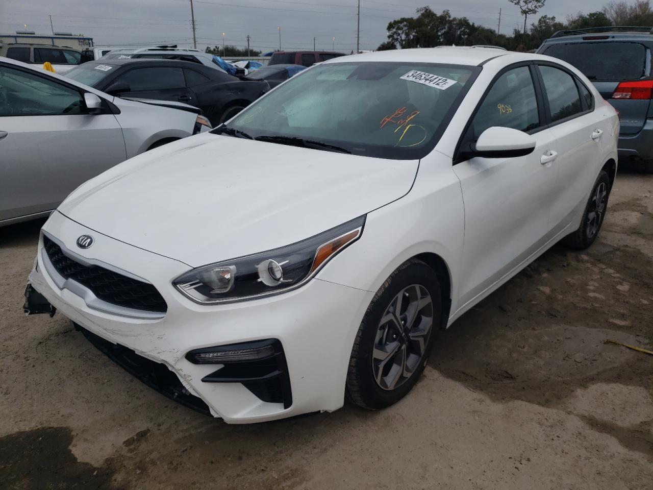 Photo 2 from auction – 2021 KIA FORTE FE with VIN 3KPF24AD2ME359036