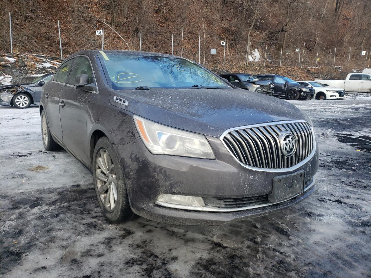 BUICK LACROSSE 2015 with VIN 1G4GB5G37FF190533 - Photo from auction