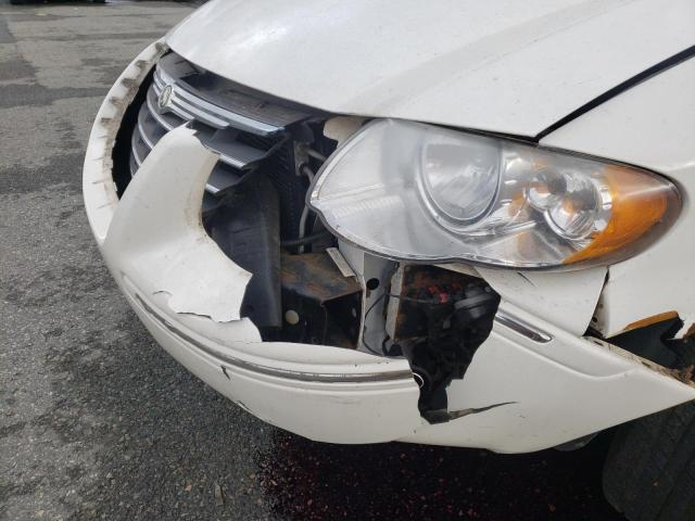 Photo 9 from auction – 2005 CHRYSLER TOWN & COU with VIN 2C8GP64LX5R241691