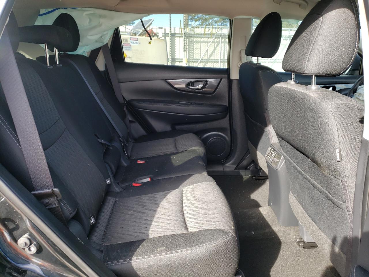 Photo 6 from auction – 2018 NISSAN ROGUE S with VIN KNMAT2MT8JP597418