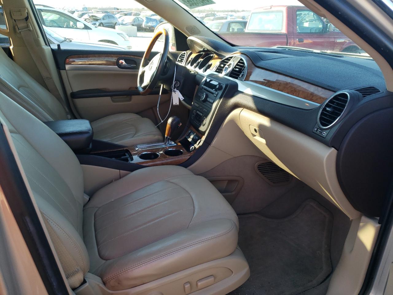 Photo 5 from auction – 2012 BUICK ENCLAVE with VIN 5GAKRCED6CJ136418