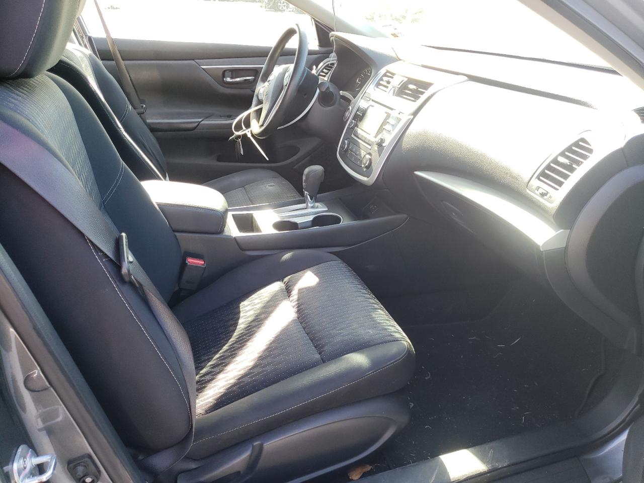 Photo 5 from auction – 2016 NISSAN ALTIMA 2.5 with VIN 1N4AL3AP3GN372816