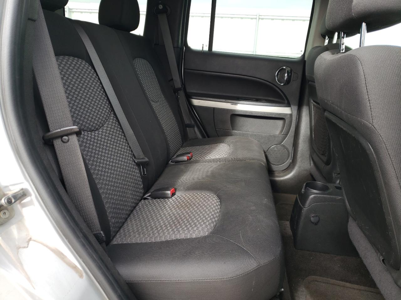 Photo 6 from auction – 2011 CHEVROLET HHR LS with VIN 3GNBAAFW6BS630793