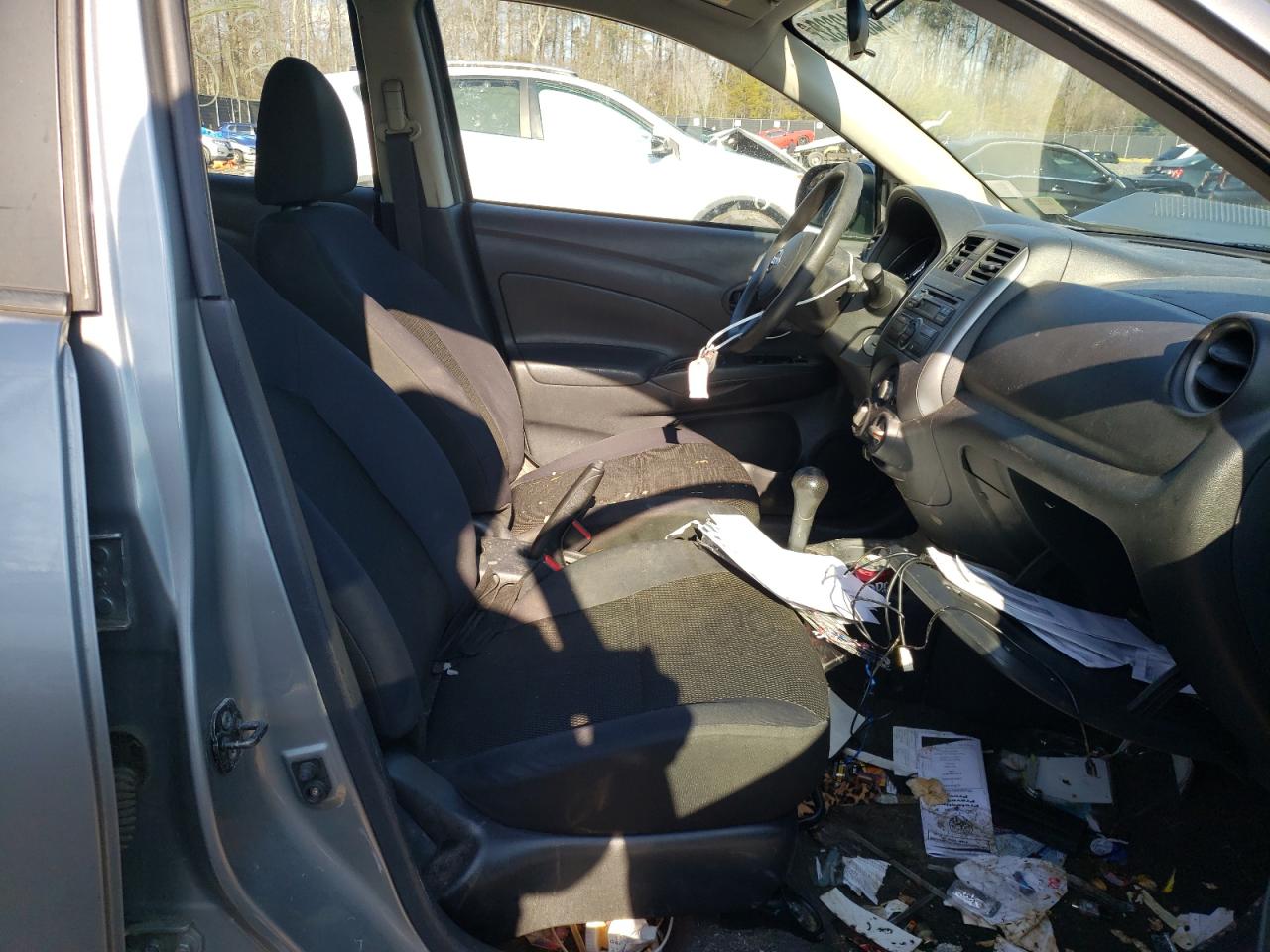 Photo 5 from auction – 2012 NISSAN VERSA S with VIN 3N1CN7AP3CL878227