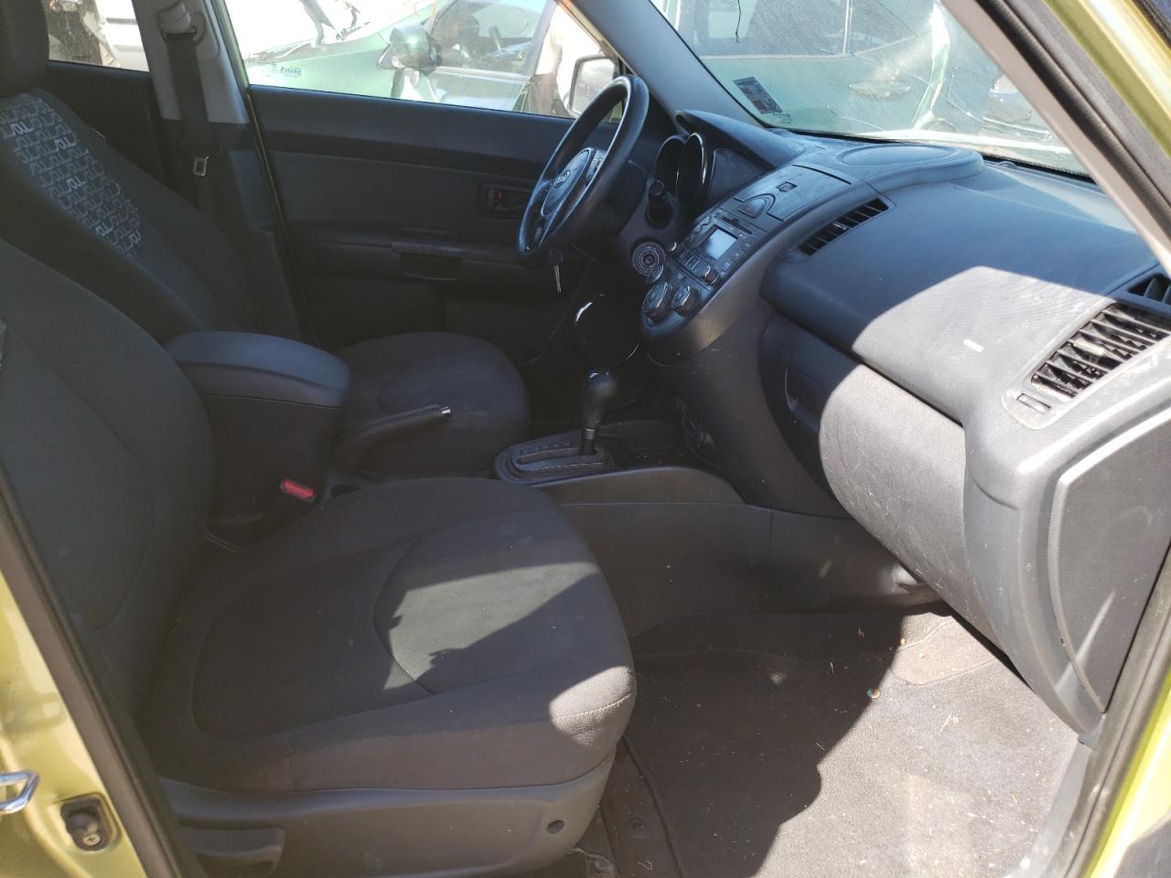 Photo 5 from auction – 2010 KIA SOUL + with VIN KNDJT2A23A7149776