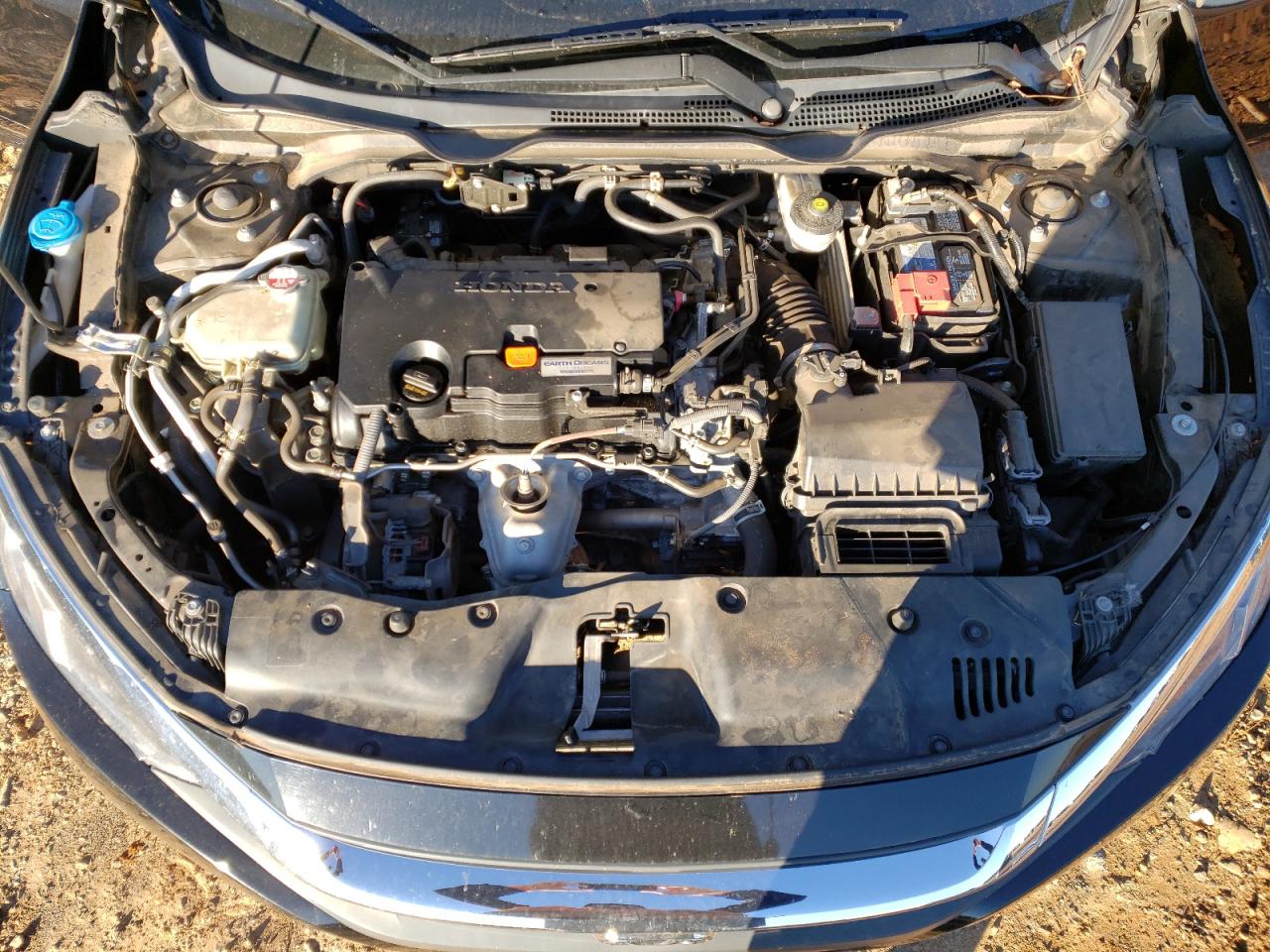 Photo 7 from auction – 2017 HONDA CIVIC LX with VIN 2HGFC2F50HH551098