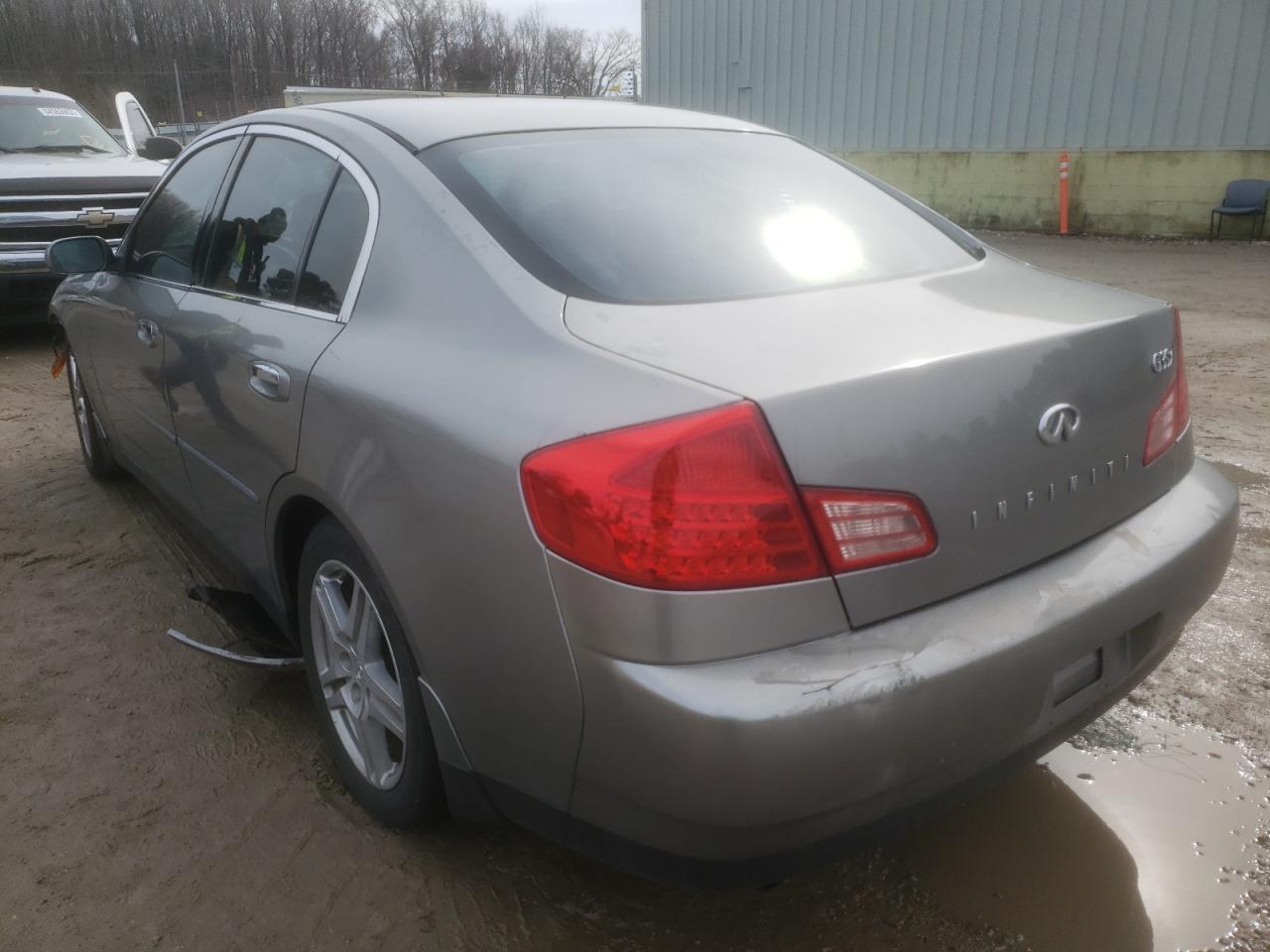 Photo 3 from auction – 2004 INFINITI G35 with VIN JNKCV51FX4M715847