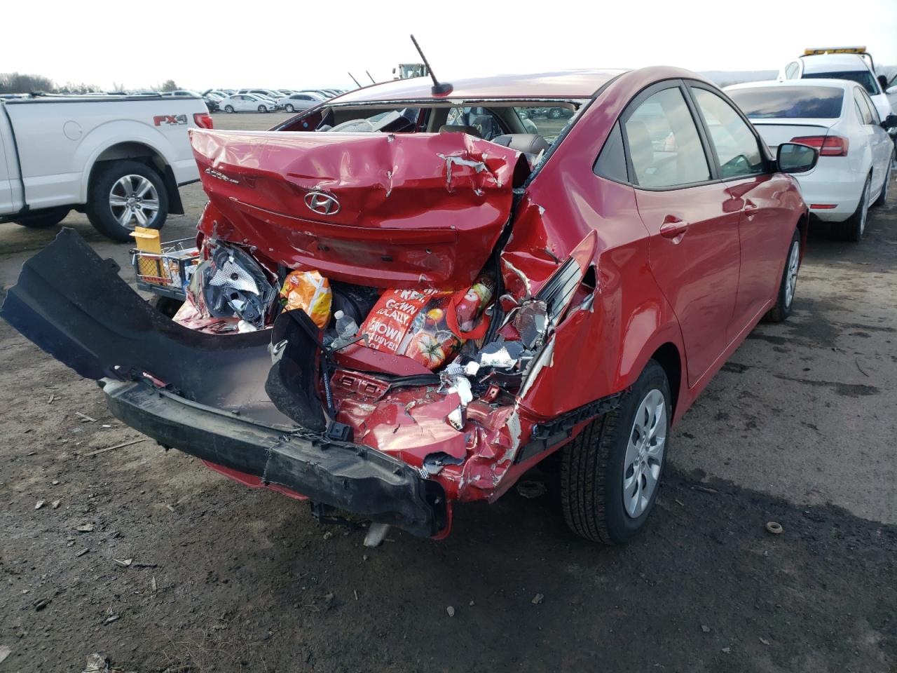 Photo 4 from auction – 2017 HYUNDAI ACCENT SE with VIN KMHCT4AE3HU334576