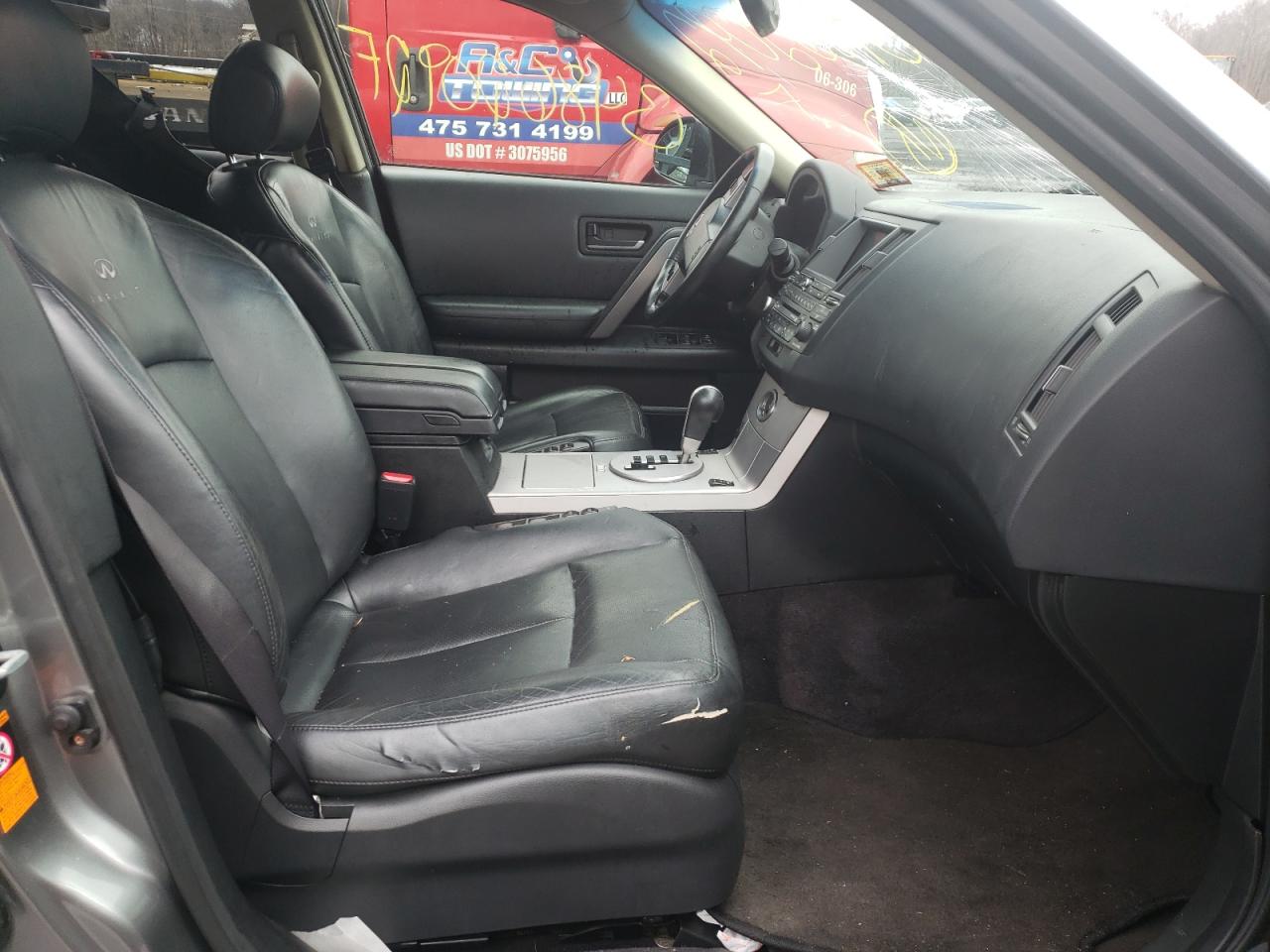 Photo 5 from auction – 2005 INFINITI FX35 with VIN JNRAS08W75X218104