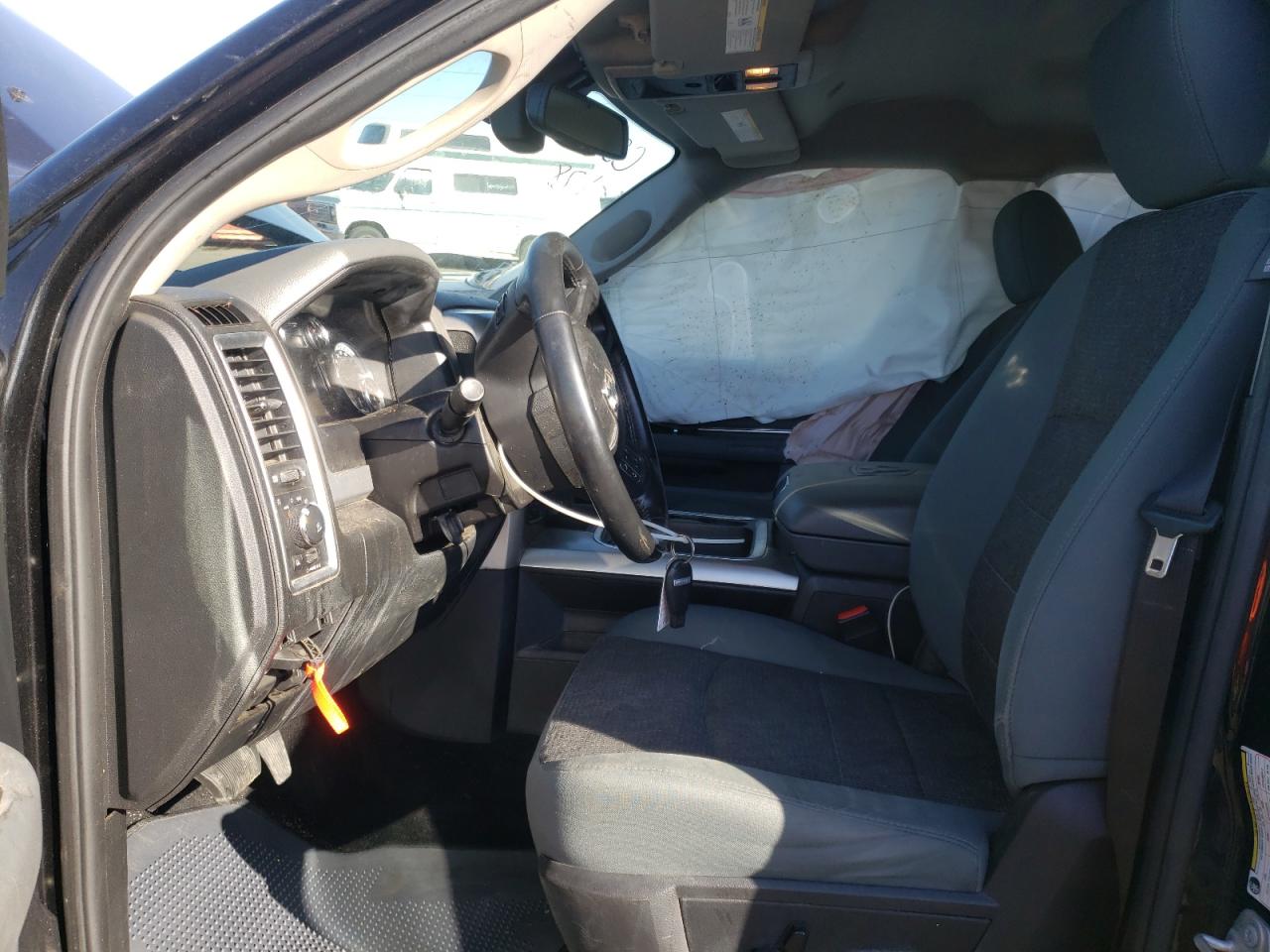 Photo 5 from auction – 2017 RAM 1500 SLT with VIN 3C6RR7LT3HG592973