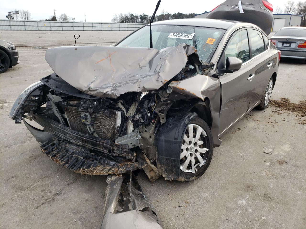 Photo 2 from auction – 2017 NISSAN SENTRA S with VIN 3N1AB7AP0HL655294