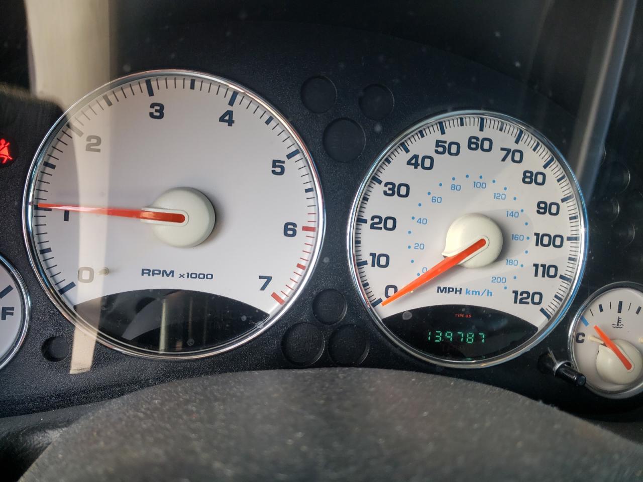 Photo 8 from auction – 2002 JEEP LIBERTY LI with VIN 1J4GL58K32W191383