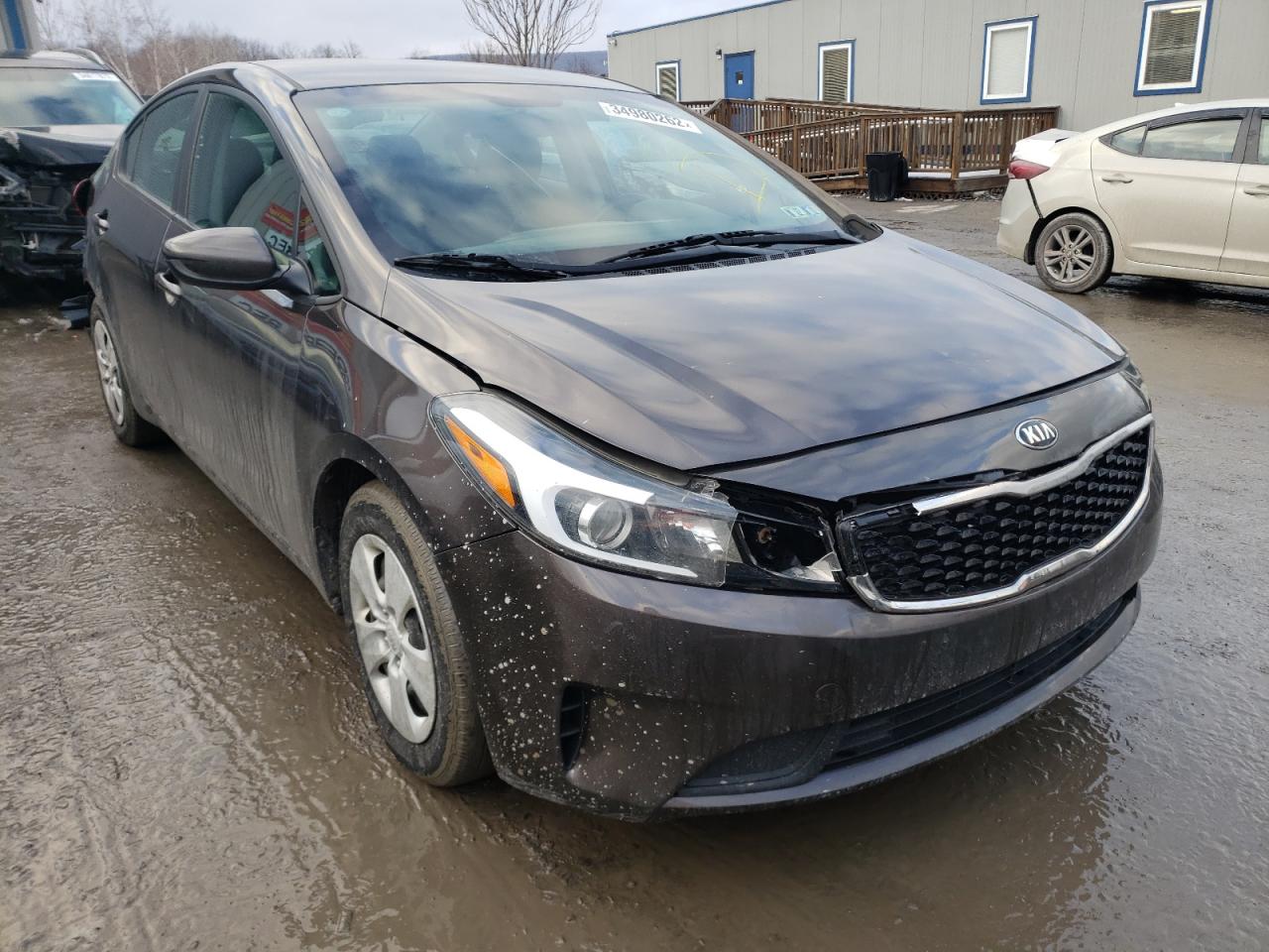 KIA FORTE LX 2017 with VIN 3KPFK4A79HE150327 - Photo from auction