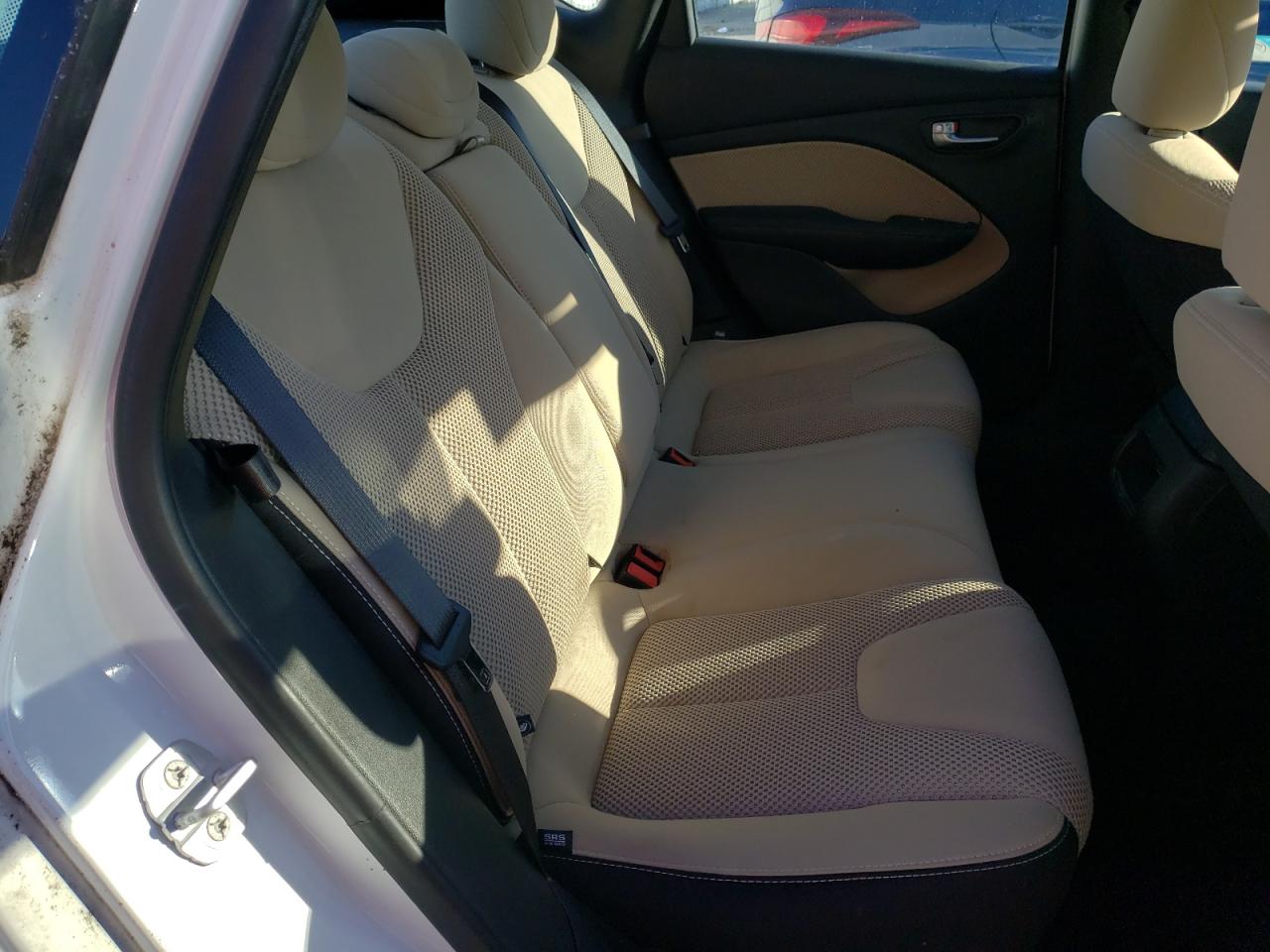 Photo 6 from auction – 2014 DODGE DART SXT with VIN 1C3CDFBB1ED668493