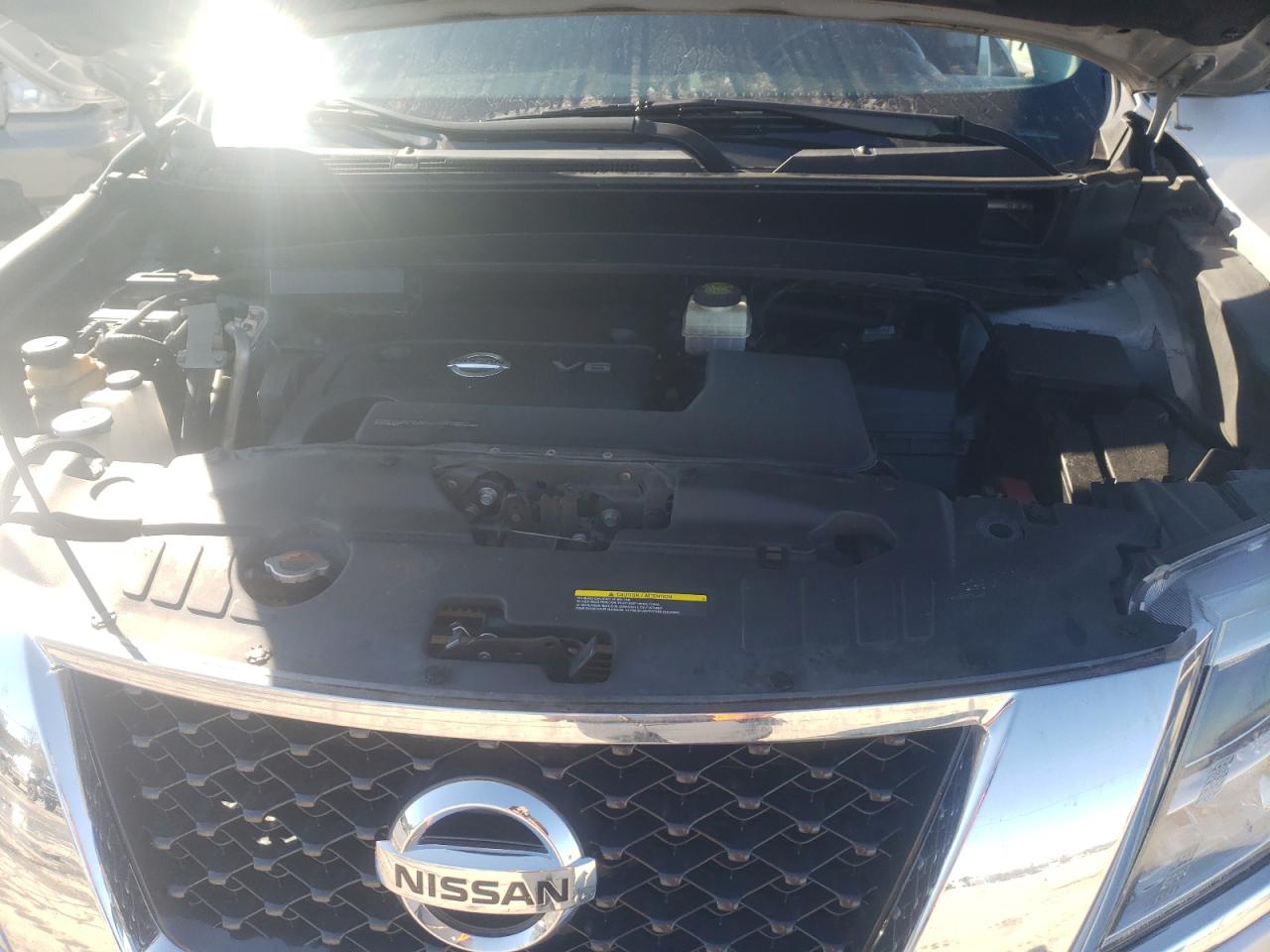 Photo 7 from auction – 2014 NISSAN PATHFINDER with VIN 5N1AR2MN9EC610928