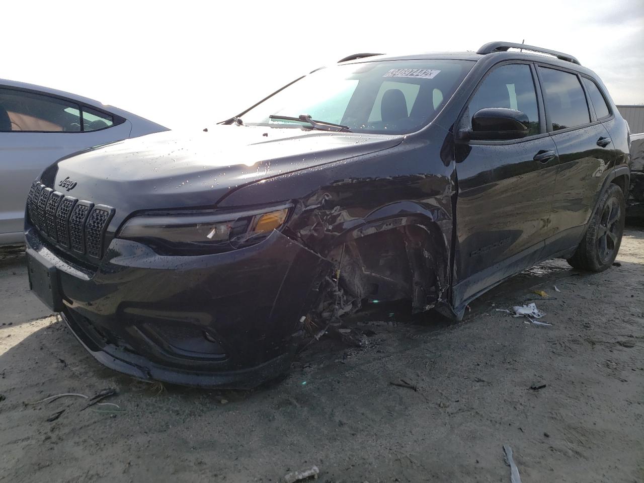 Photo 2 from auction – 2019 JEEP CHEROKEE L with VIN 1C4PJLLB3KD474191