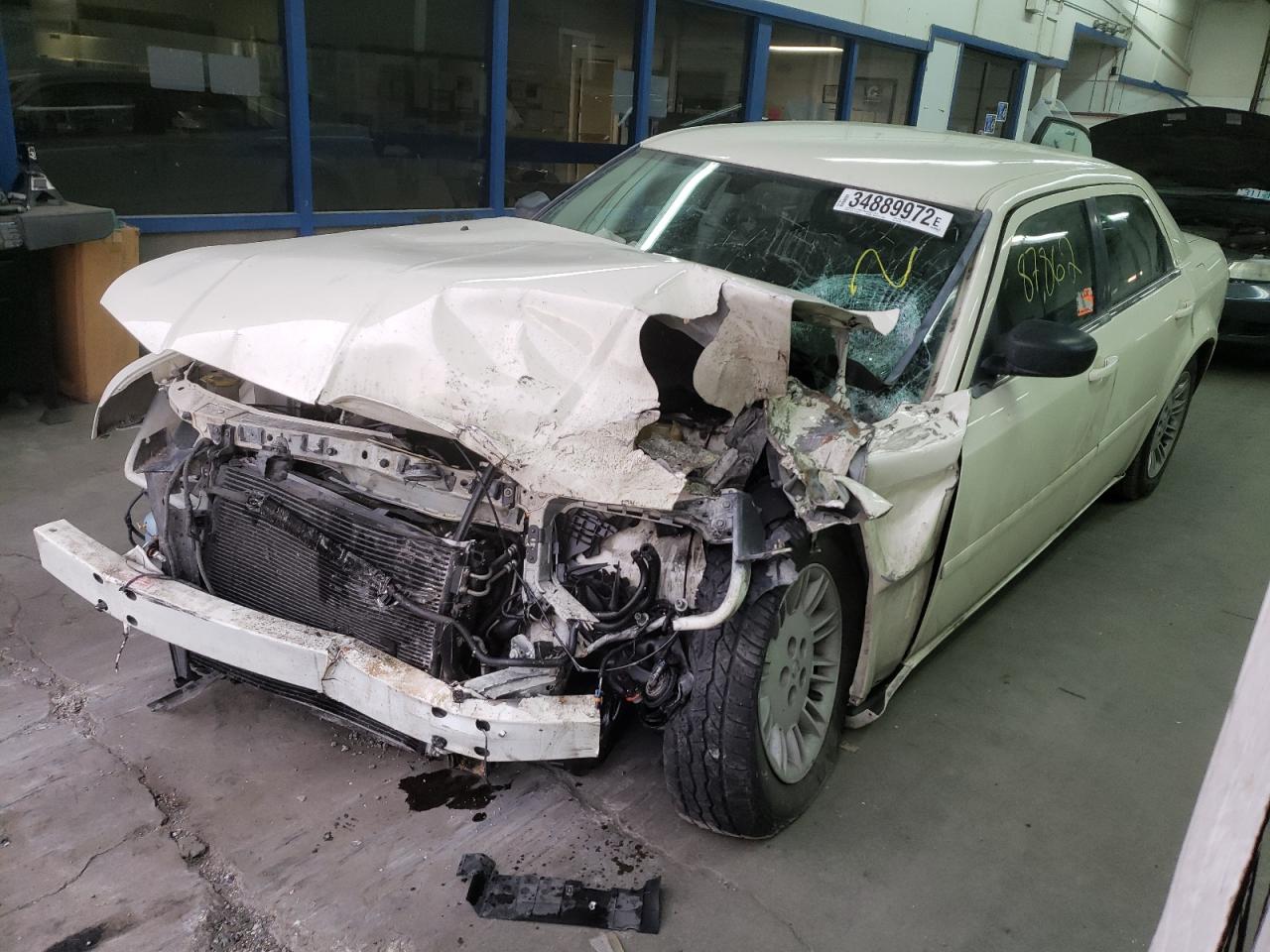 Photo 2 from auction – 2005 CHRYSLER 300 with VIN 2C3JA43R85H691126