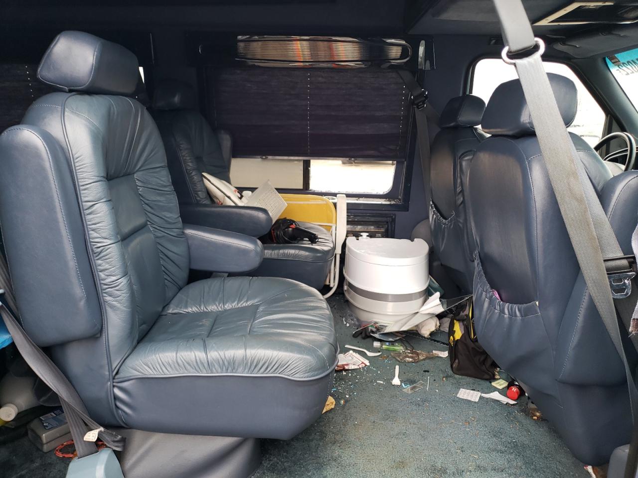 Photo 6 from auction – 1994 FORD ECONOLINE with VIN 1FDEE14N5RHA74740