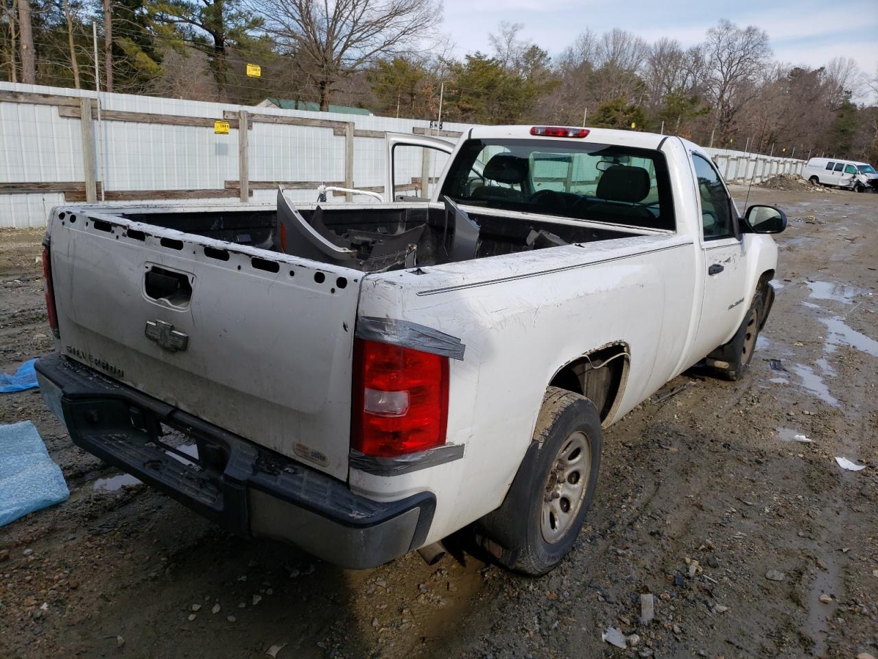 Photo 4 from auction – 2007 CHEVROLET SILVERADO with VIN 1GCEC14C67Z590556
