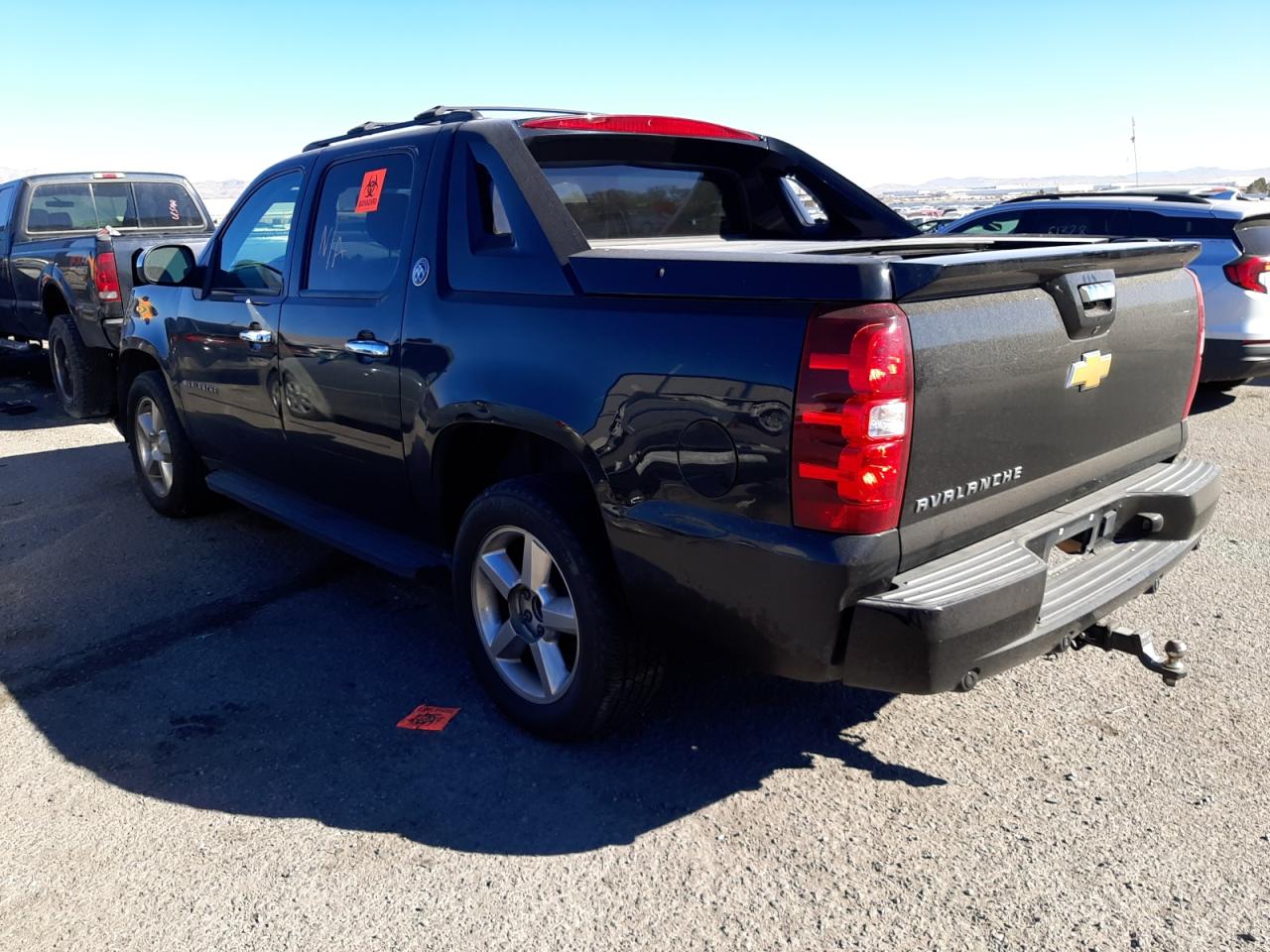 Photo 3 from auction – 2013 CHEVROLET AVALANCHE with VIN 3GNTKFE7XDG380280