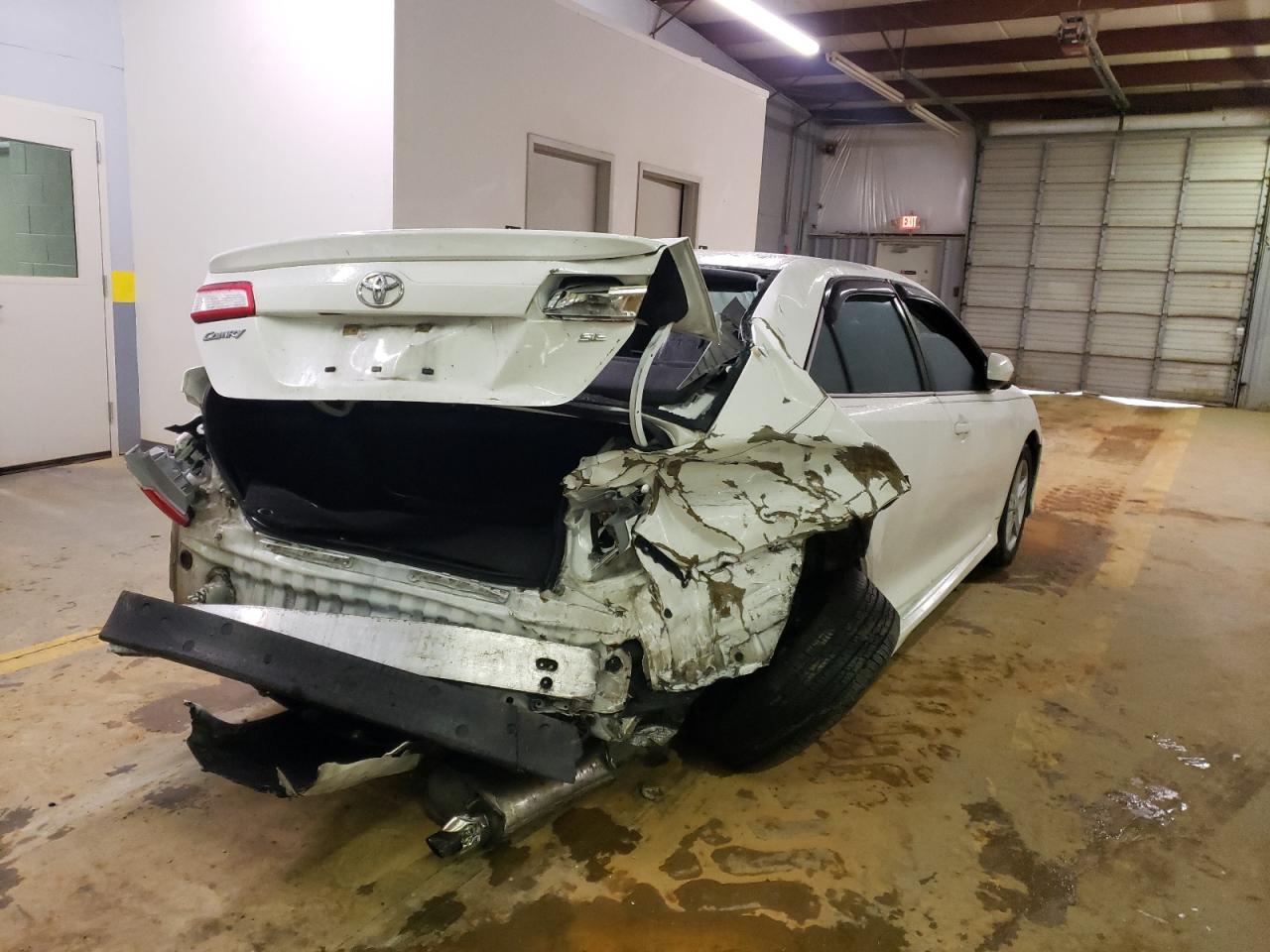 Photo 4 from auction – 2012 TOYOTA CAMRY BASE with VIN 4T1BF1FK9CU200258