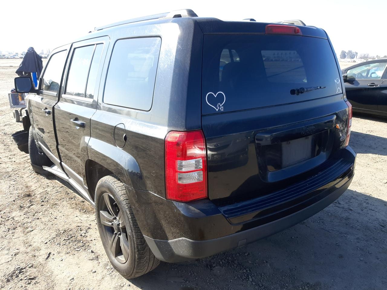 Photo 3 from auction – 2014 JEEP PATRIOT SP with VIN 1C4NJPBA7ED758922
