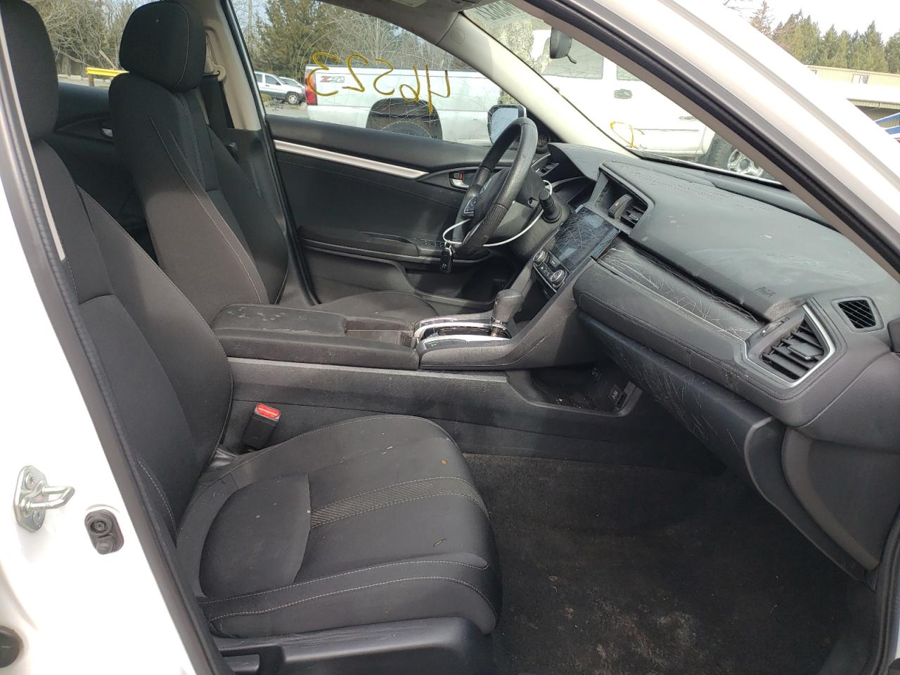 Photo 5 from auction – 2017 HONDA CIVIC EX with VIN 19XFC2F77HE071717