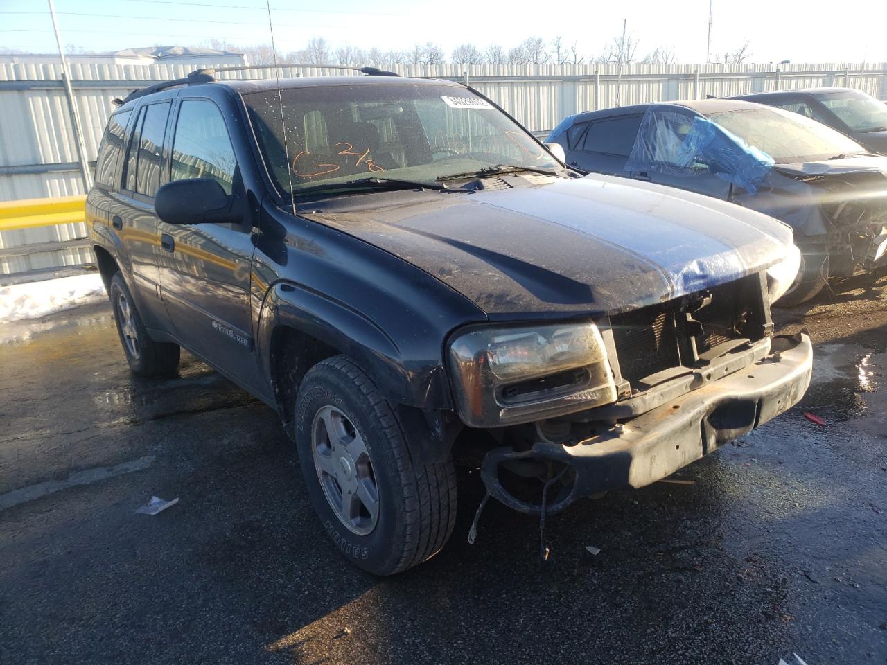 CHEVROLET TRAILBLAZE 2003 with VIN 1GNDS13S132398463 - Photo from auction