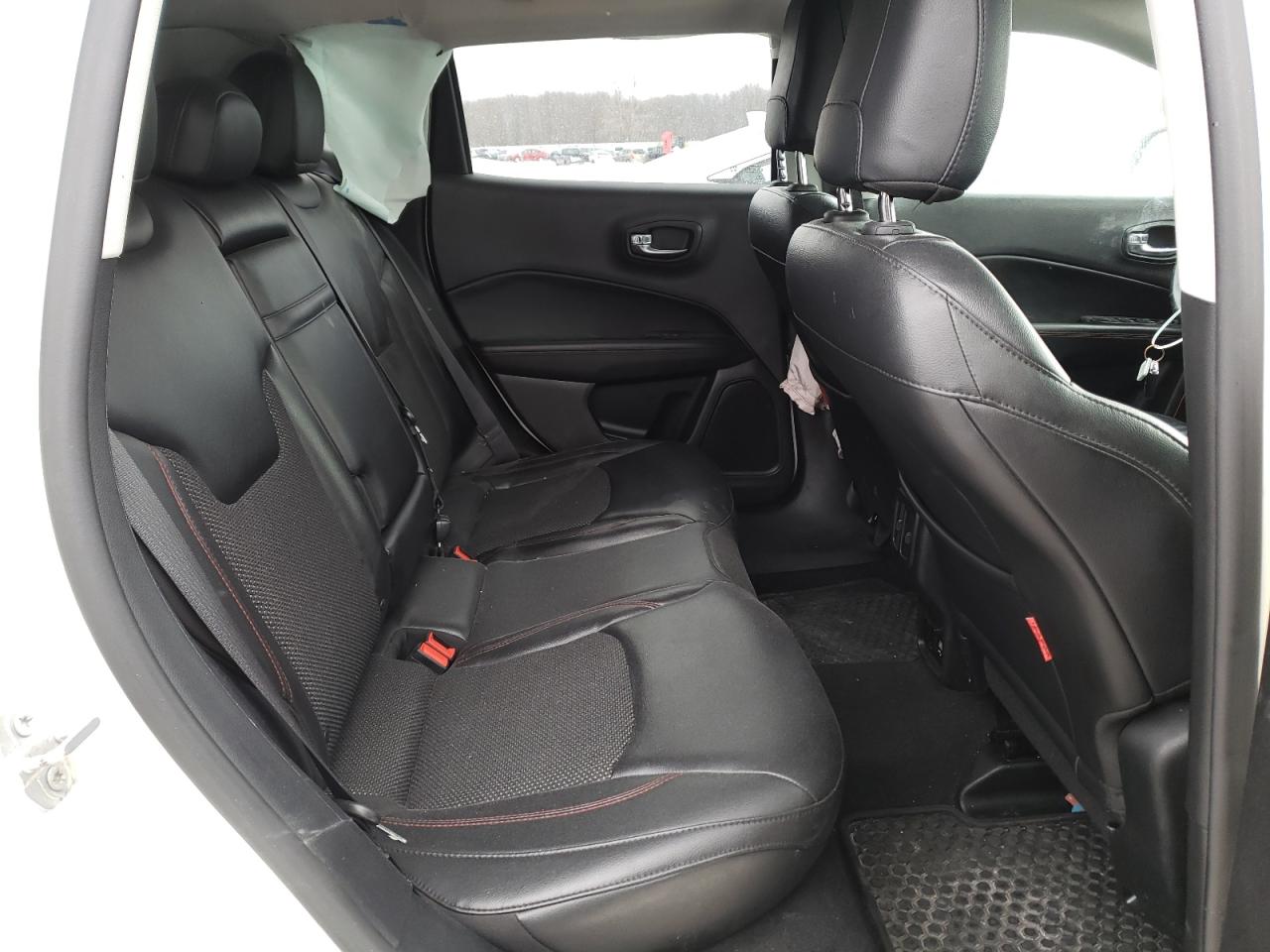 Photo 6 from auction – 2018 JEEP COMPASS TR with VIN 3C4NJDDB2JT320544