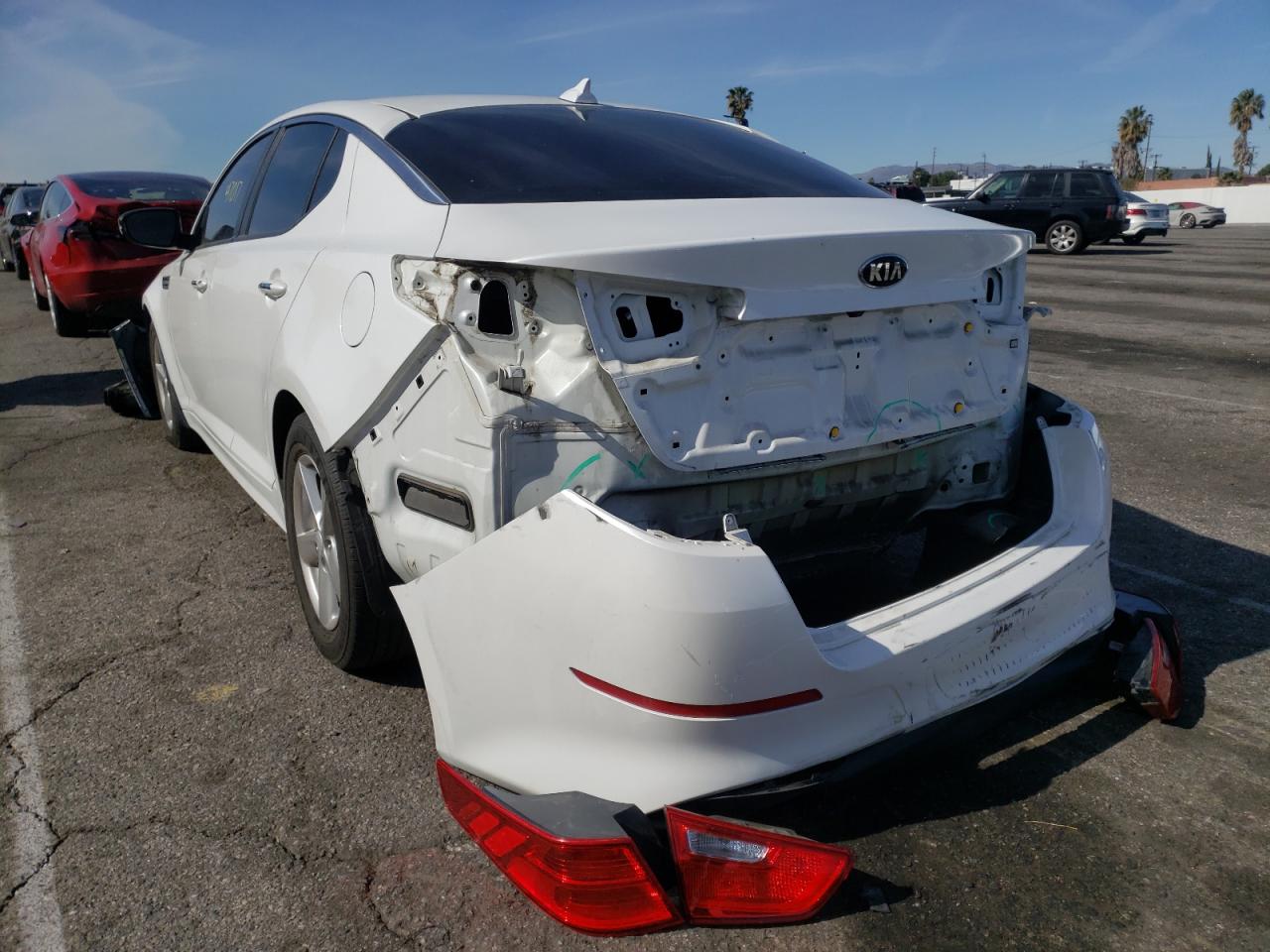 Photo 3 from auction – 2015 KIA OPTIMA LX with VIN KNAGM4A76F5651521
