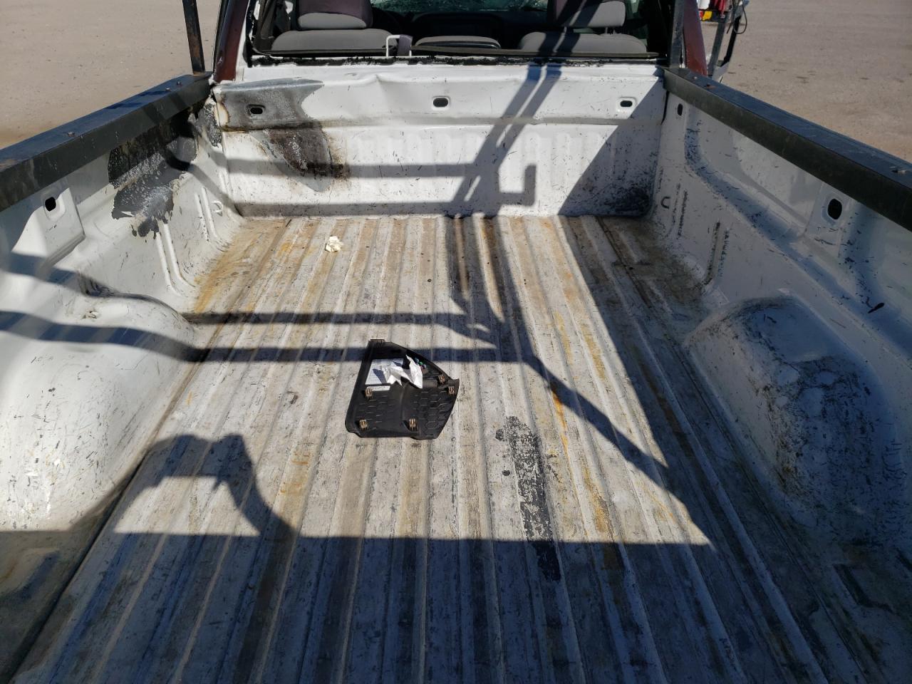 Photo 6 from auction – 2017 CHEVROLET SILVERADO with VIN 1GCNCNEC4HZ158930