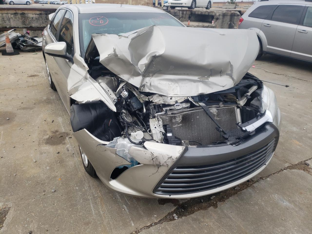 Photo 9 from auction – 2016 TOYOTA CAMRY LE with VIN 4T4BF1FK2GR570849