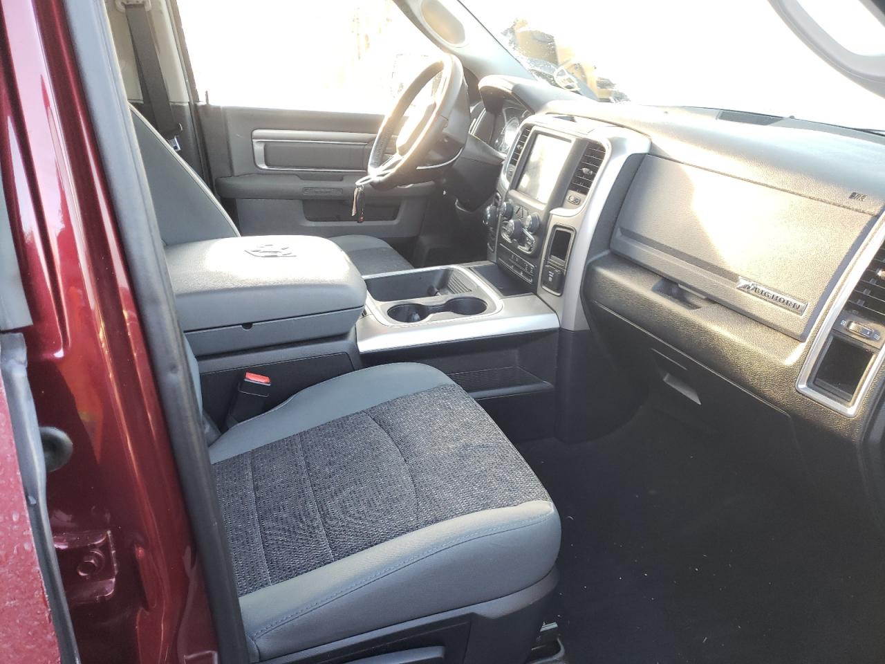 Photo 5 from auction – 2018 RAM 1500 SLT with VIN 3C6RR7LT9JG230524