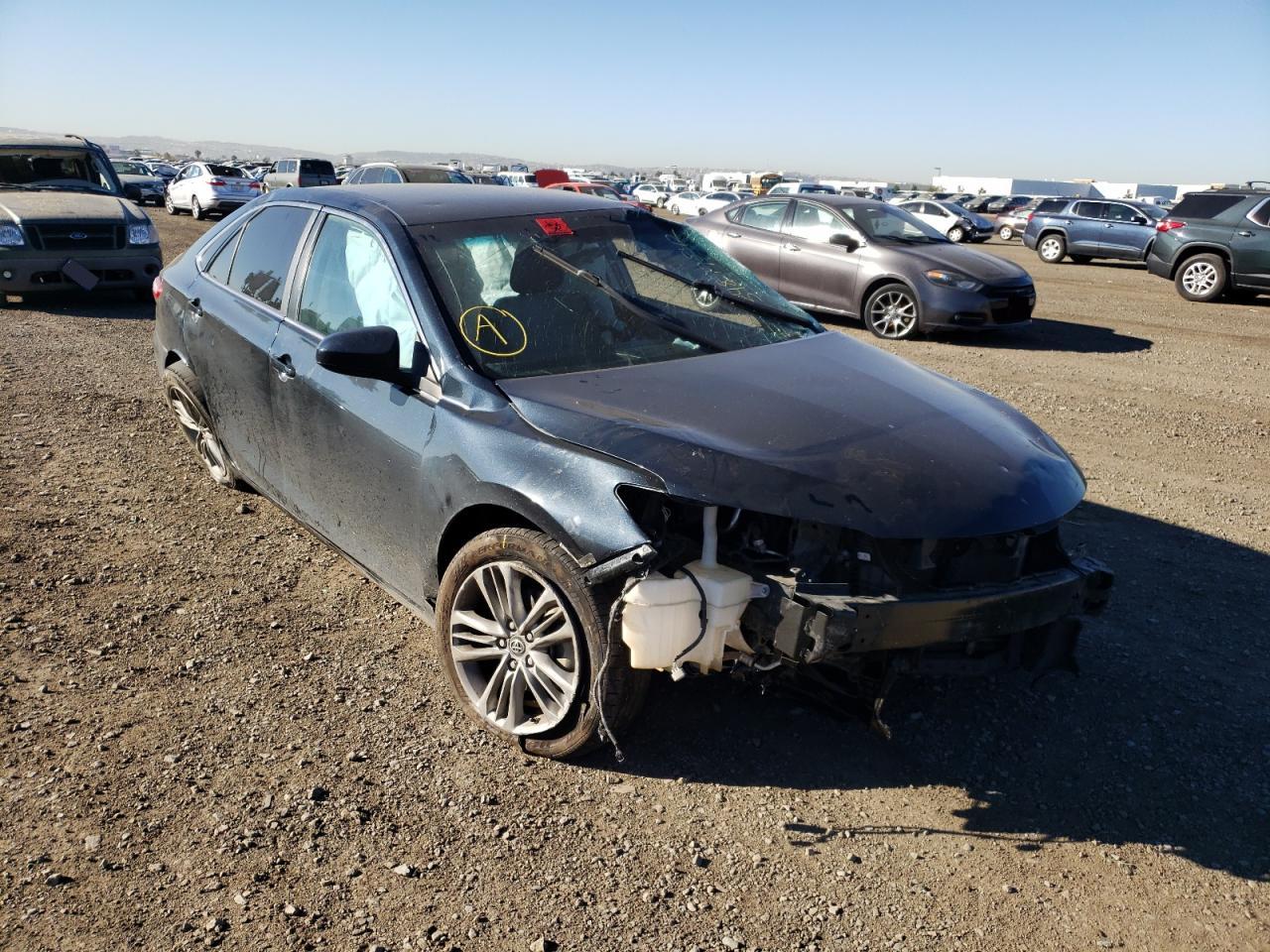 TOYOTA CAMRY LE 2017 with VIN 4T1BF1FK2HU332463 - Photo from auction