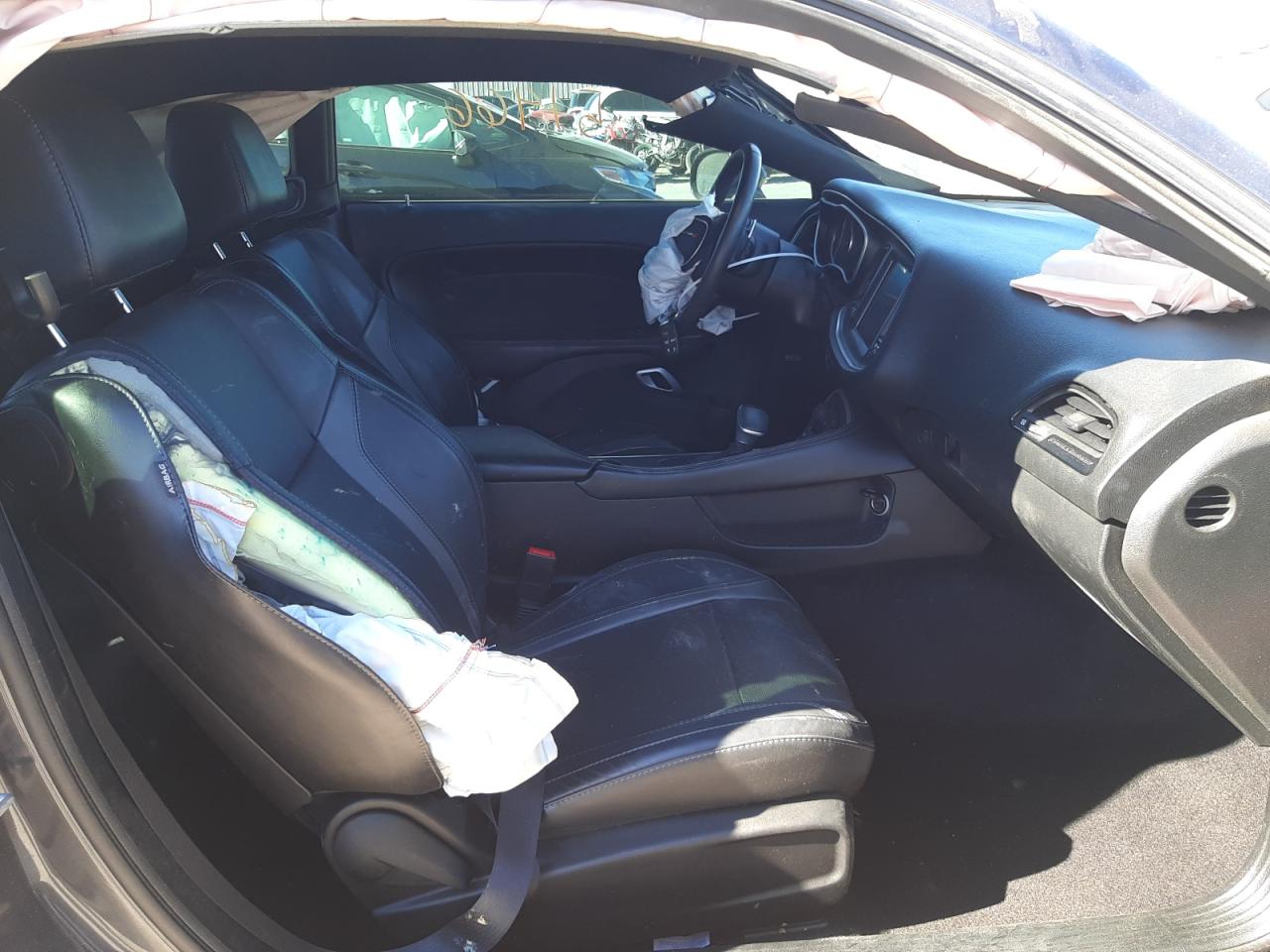Photo 5 from auction – 2016 DODGE CHALLENGER with VIN 2C3CDZBTXGH256752