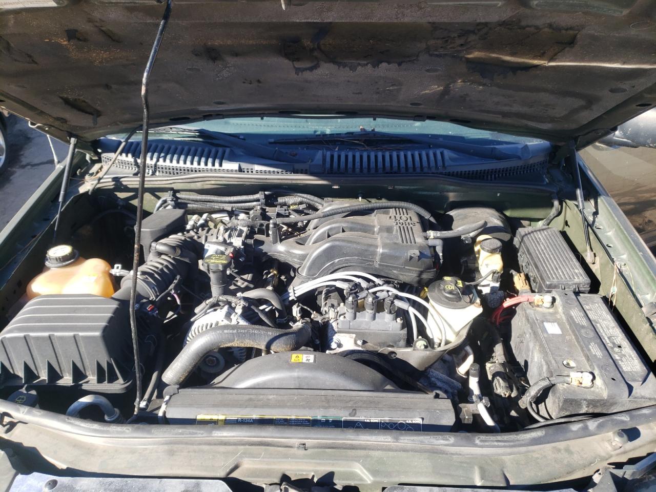 Photo 7 from auction – 2004 FORD EXPLORER X with VIN 1FMZU63K34UA94946