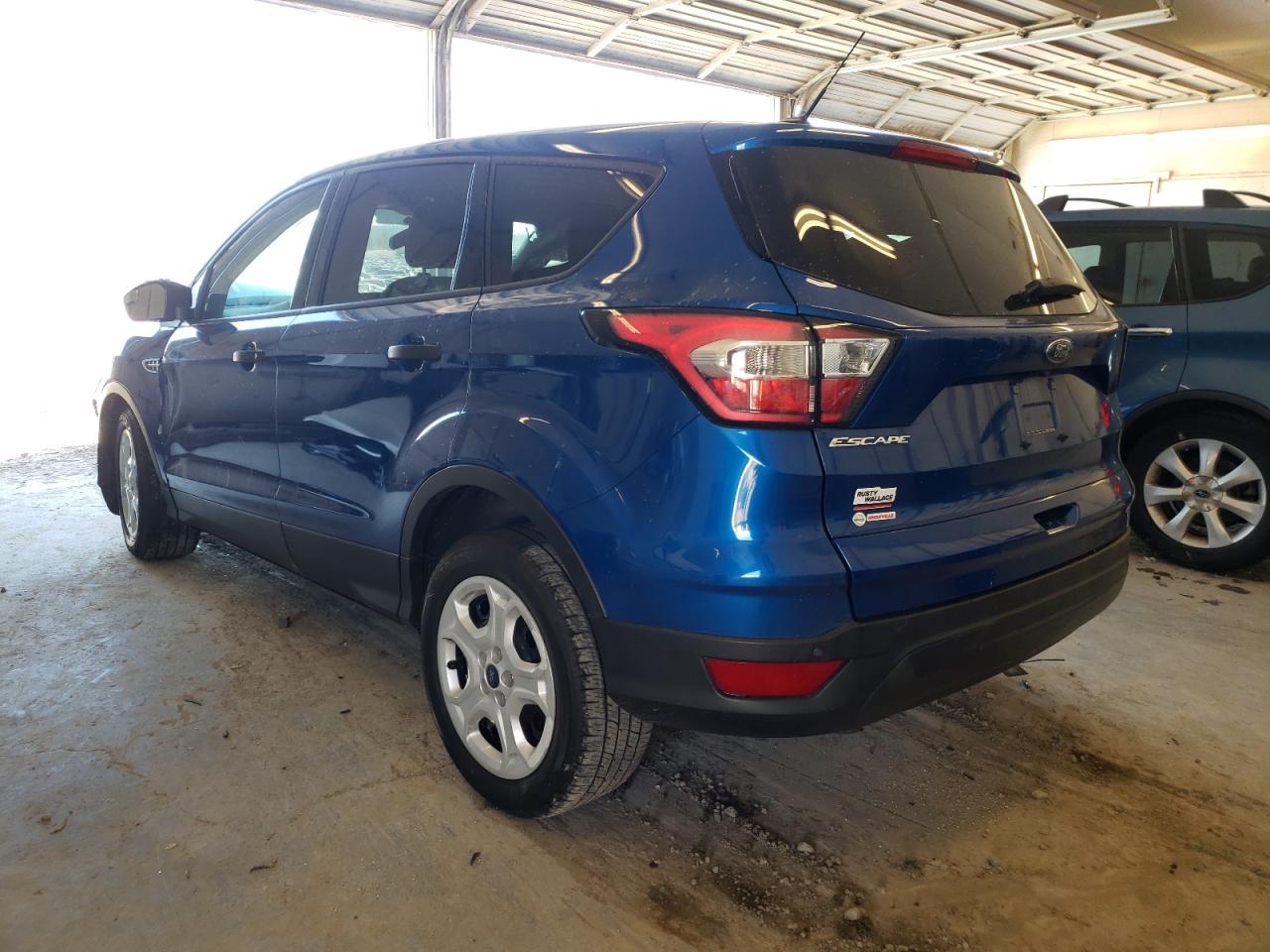 صورة رقم 3 من المزاد - 2017 FORD ESCAPE S مع VIN 1FMCU0F71HUD67771