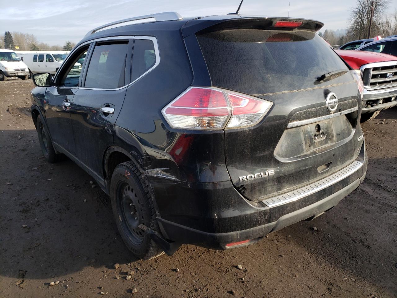 Photo 3 from auction – 2016 NISSAN ROGUE S with VIN KNMAT2MV4GP708136