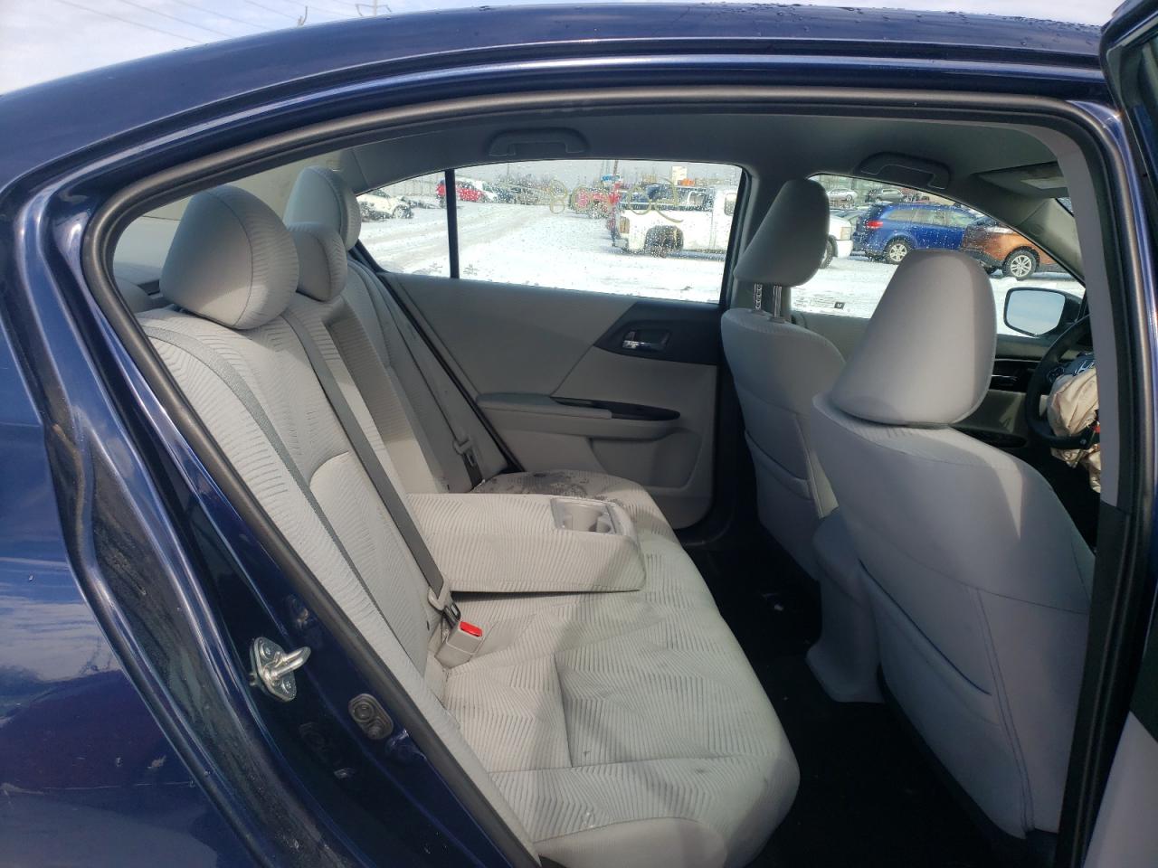 Photo 6 from auction – 2017 HONDA ACCORD with VIN 1HGCR2F33HA231479