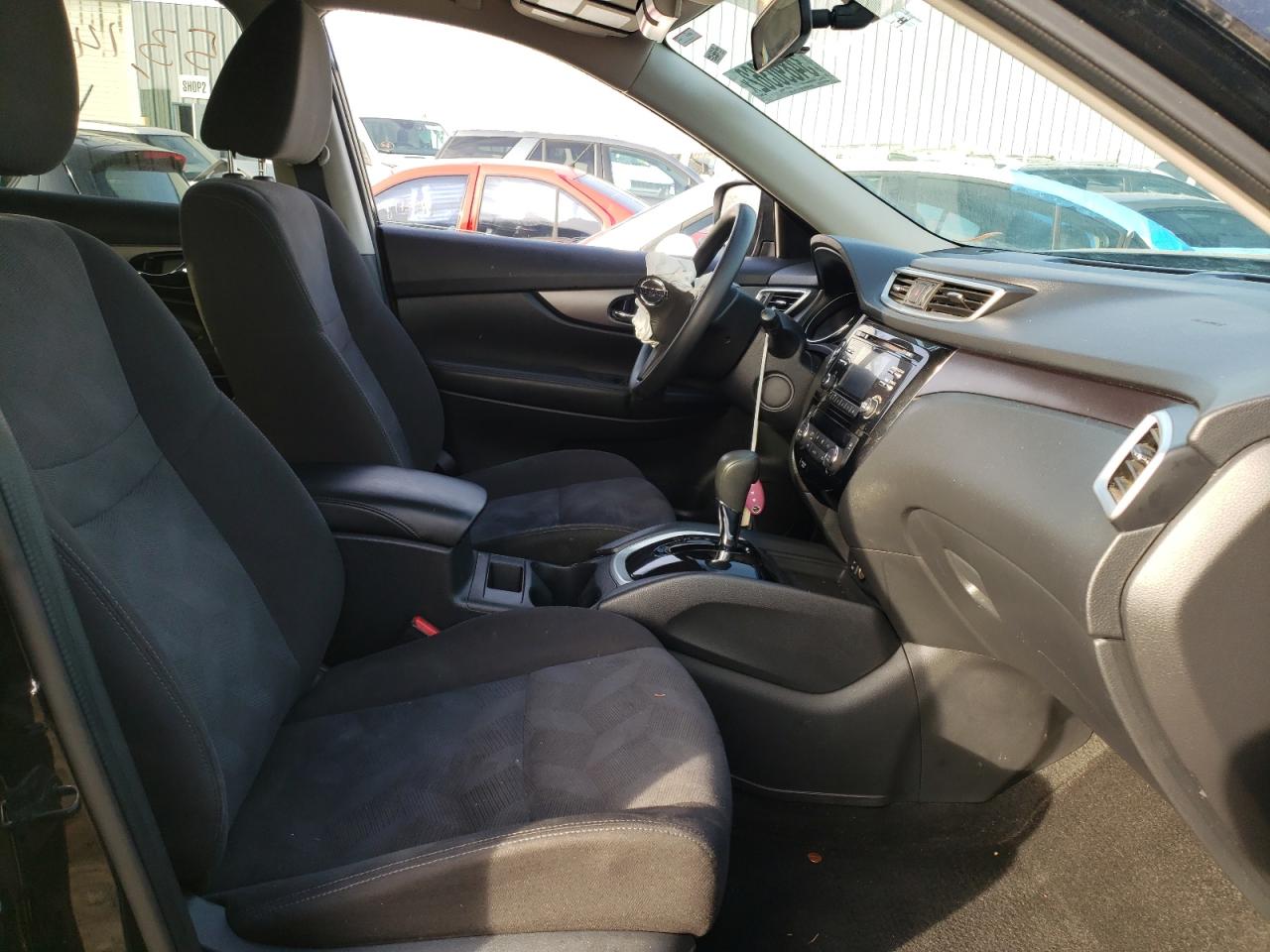Photo 5 from auction – 2016 NISSAN ROGUE S with VIN KNMAT2MV4GP708136