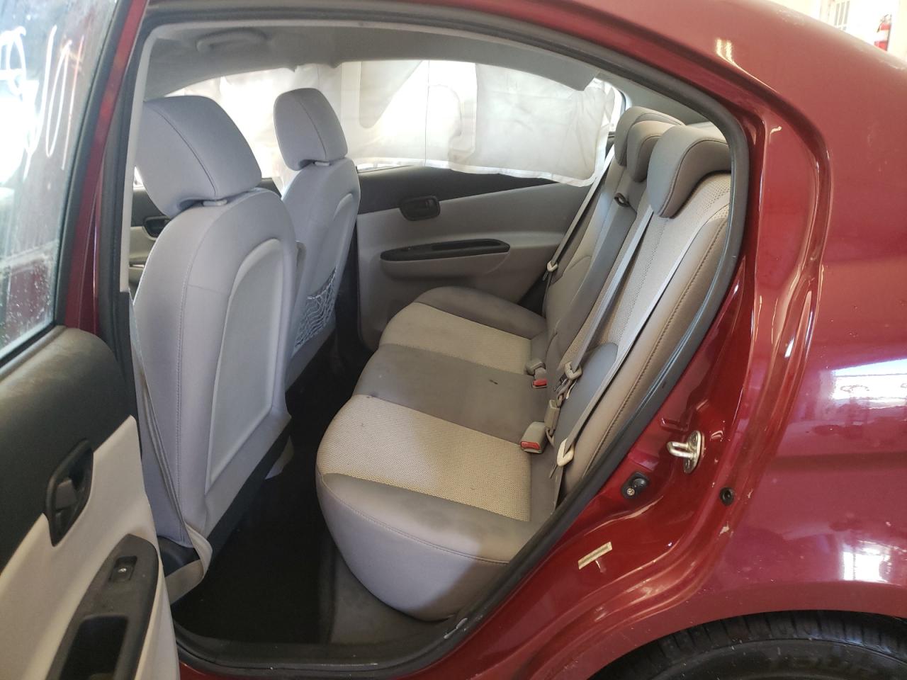 Photo 6 from auction – 2010 HYUNDAI ACCENT GLS with VIN KMHCN4AC3AU457440