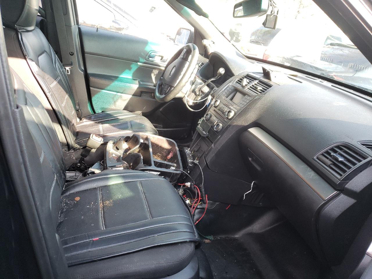 Photo 5 from auction – 2016 FORD EXPLORER P with VIN 1FM5K8AR2GGA78210
